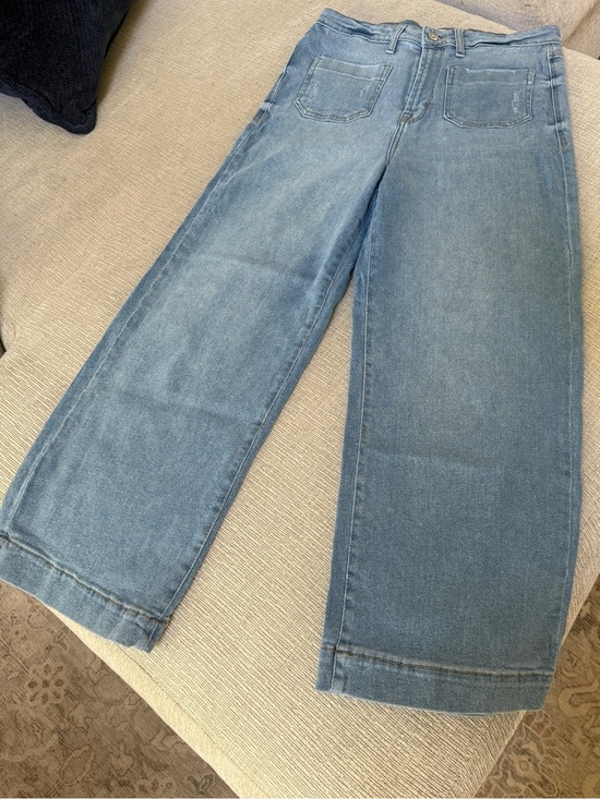 Kensie Denim - Kensie Light Blue Wide-Leg Jeans.  Gently worn.  Womens Size 8/29